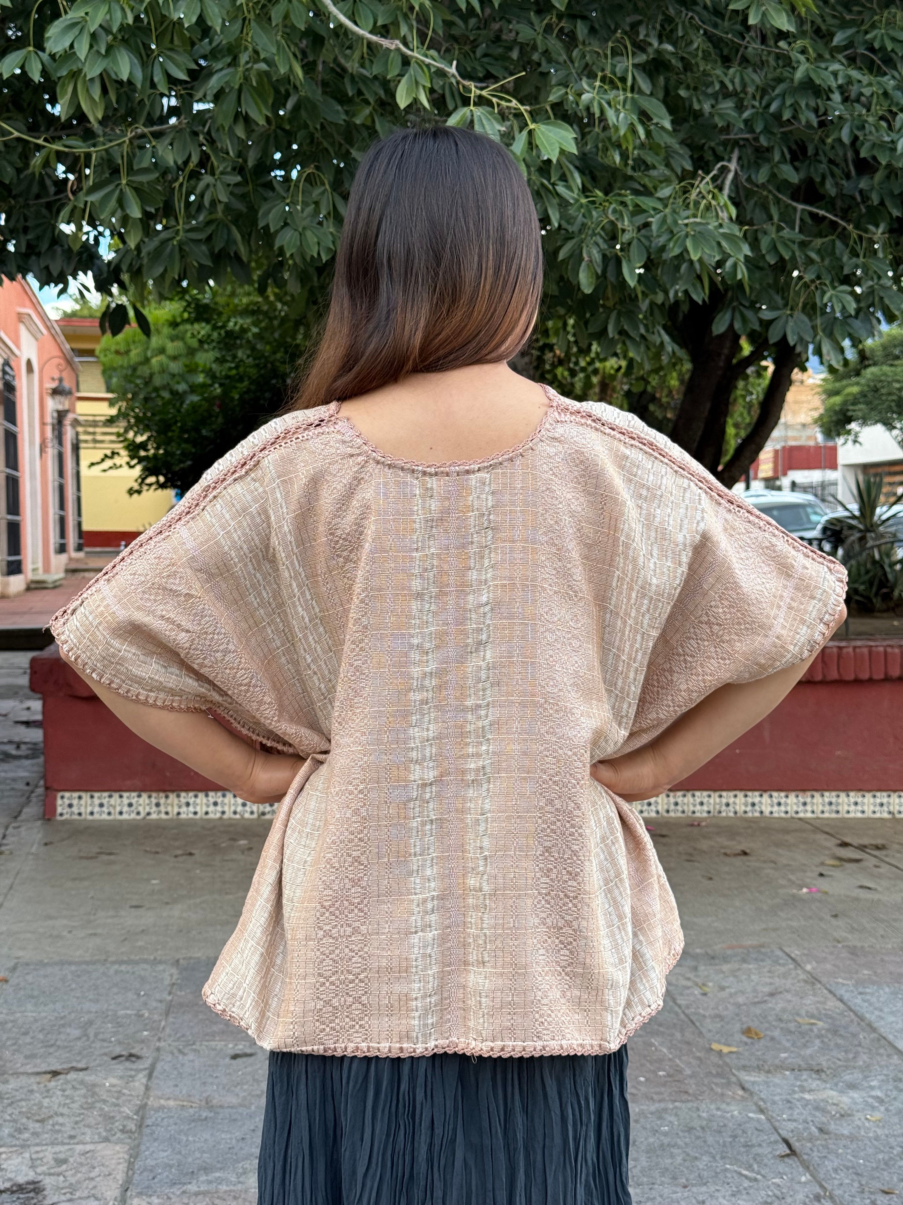 Blusa Mariposa Dorado